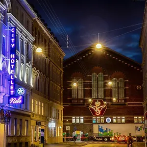 rezervați aici