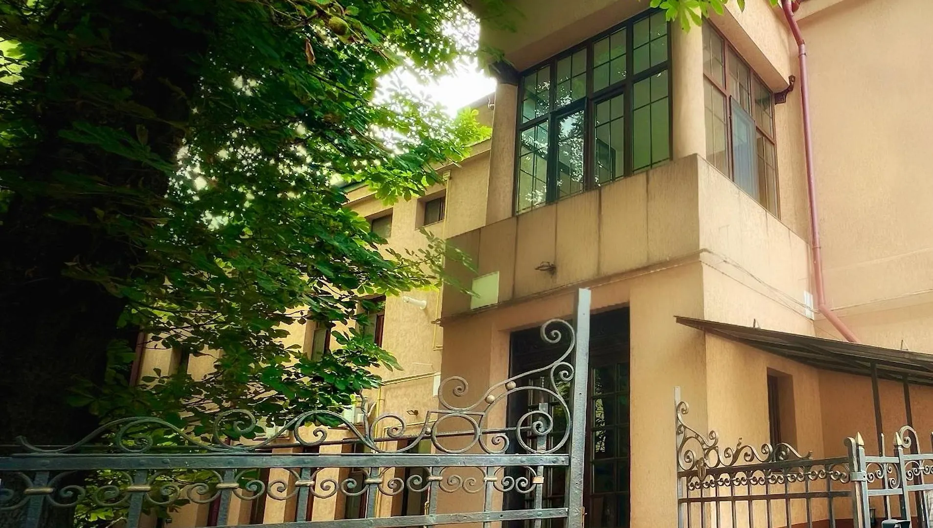 Lsix Apartment Bucureşti