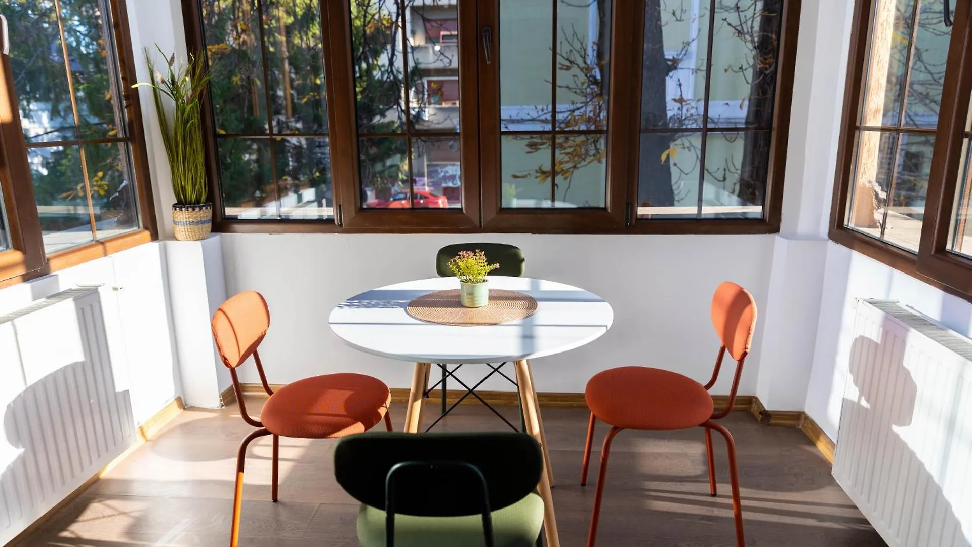Lsix Apartment Bucureşti